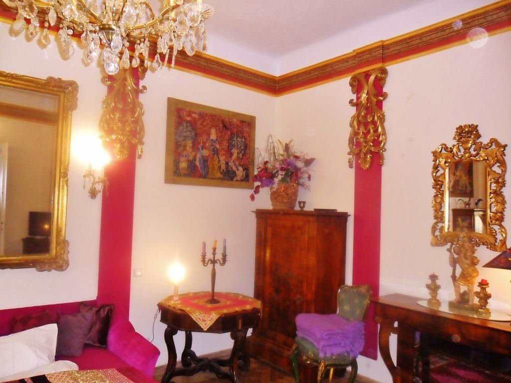 Hotel Luxury Near Castle à Vienne Extérieur photo