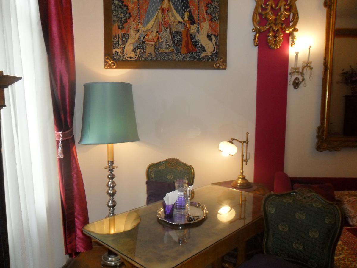Hotel Luxury Near Castle à Vienne Extérieur photo