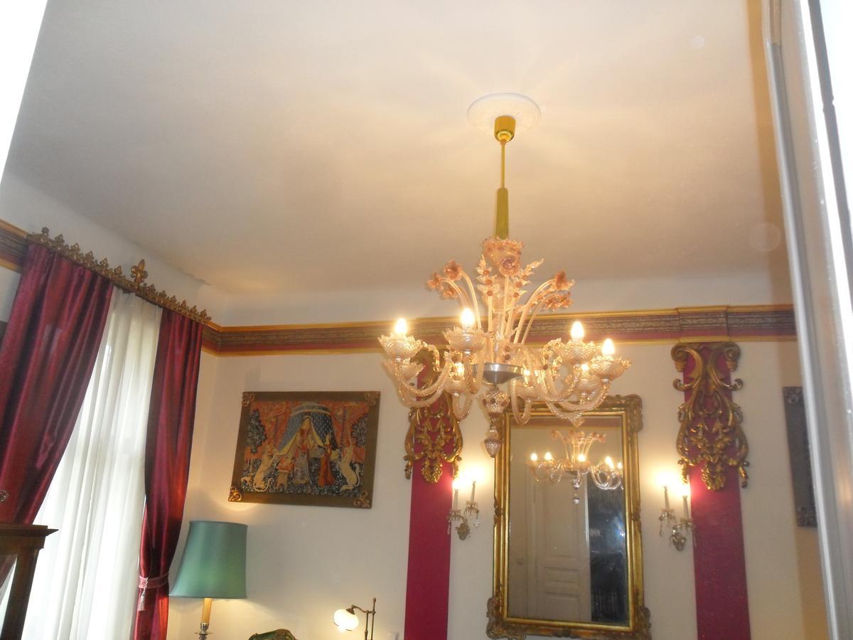 Hotel Luxury Near Castle à Vienne Extérieur photo