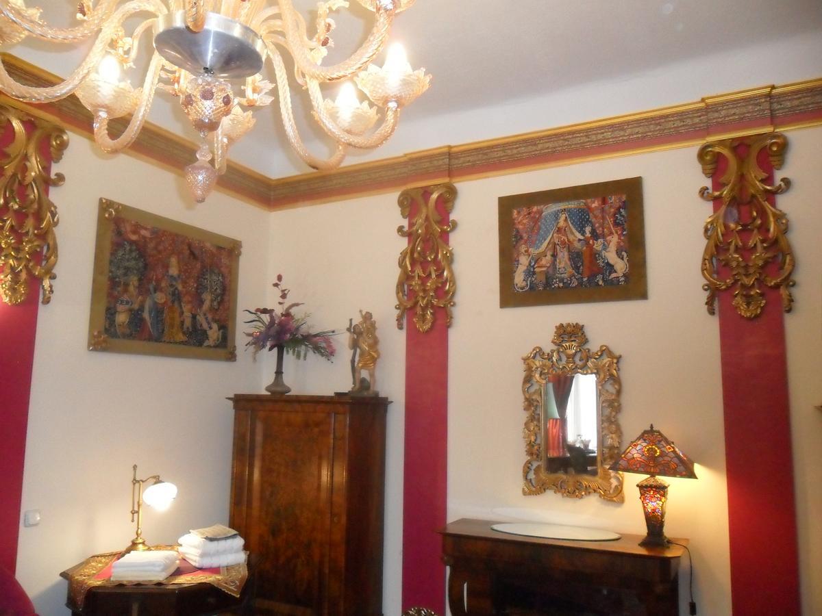 Hotel Luxury Near Castle à Vienne Extérieur photo