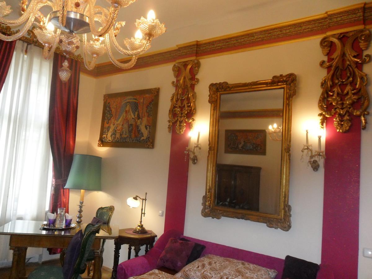 Hotel Luxury Near Castle à Vienne Extérieur photo